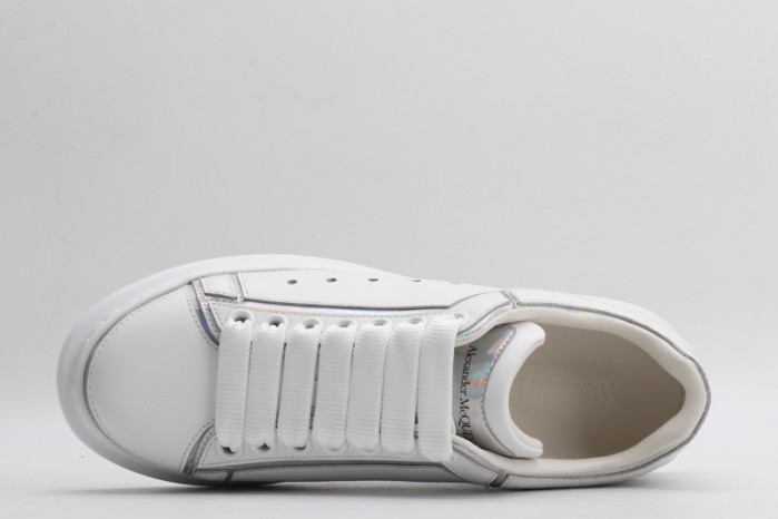 A1exa*der Mcqv*en SNEAKERS