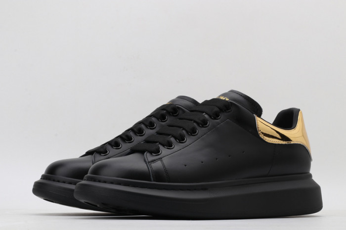 A1exa*der Mcqv*en SNEAKERS MC5563-065