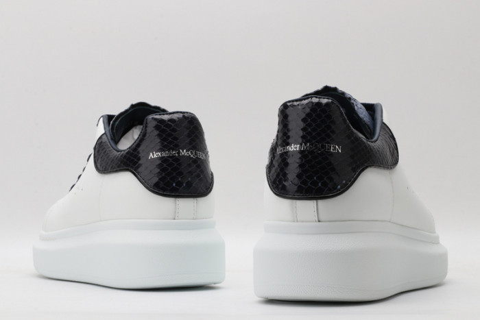 A1exa*der Mcqv*en SNEAKERS MC5563-080