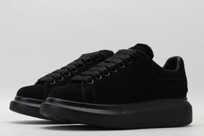 A1exa*der Mcqv*en SNEAKERS MC5563-082