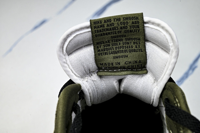 Air Jordan 1 Retro Low OG Medium Olive HQ6998-200