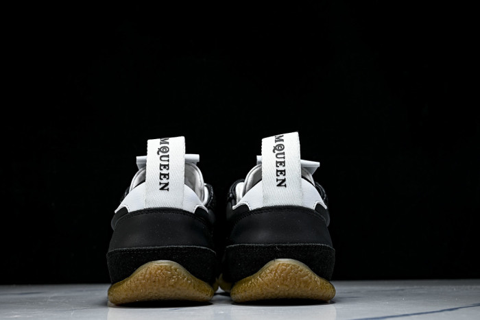 A1EXANDER M*QUEEN SNEAKERS WHGP7-205
