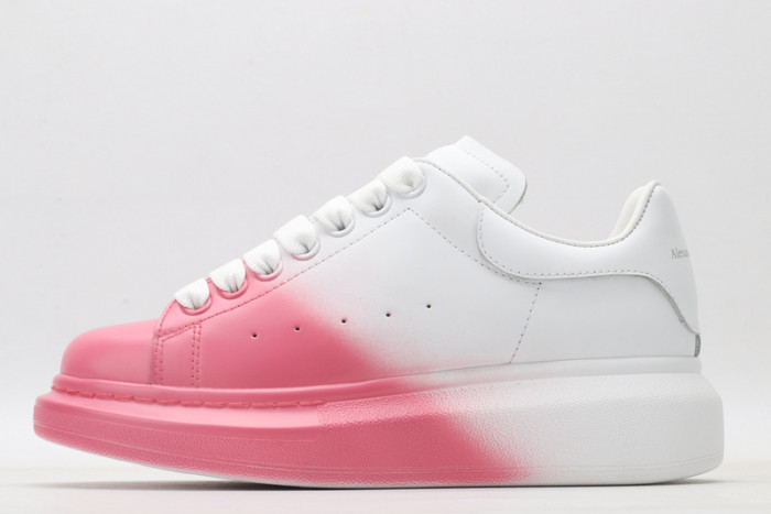 A1exa*der Mcqv*en SNEAKERS