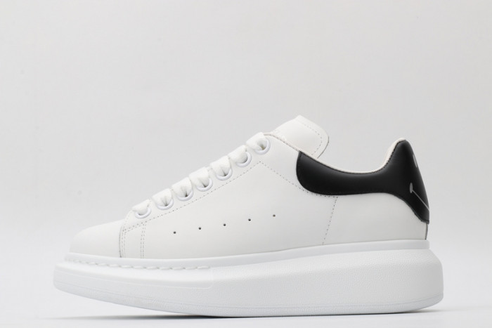 A1exa*der Mcqv*en SNEAKERS MC5563-055