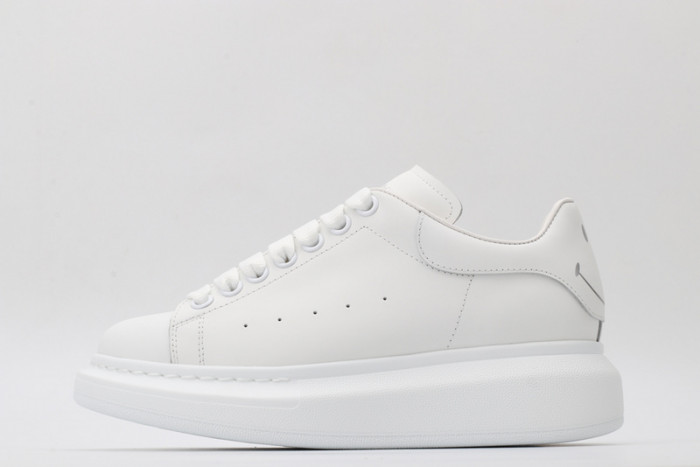 A1exa*der Mcqv*en SNEAKERS MC5563-056