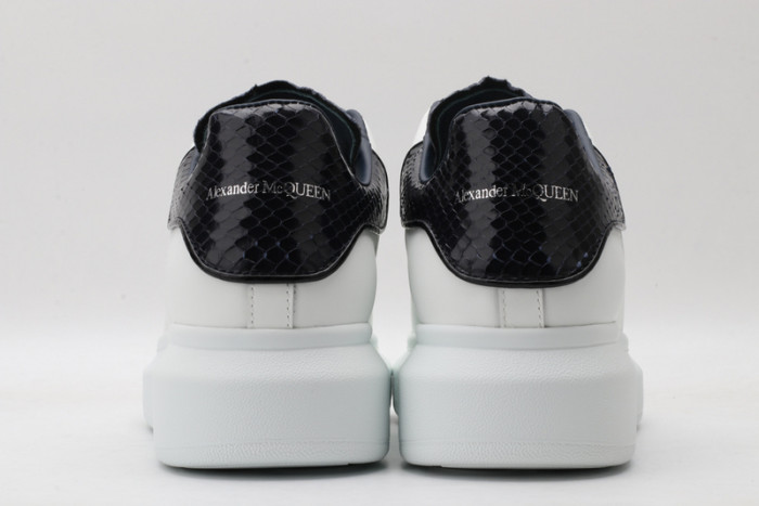 A1exa*der Mcqv*en SNEAKERS MC5563-080