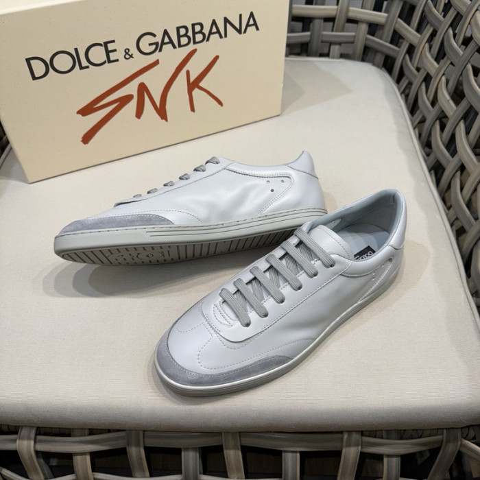 D.G. Sneakers DG210-182