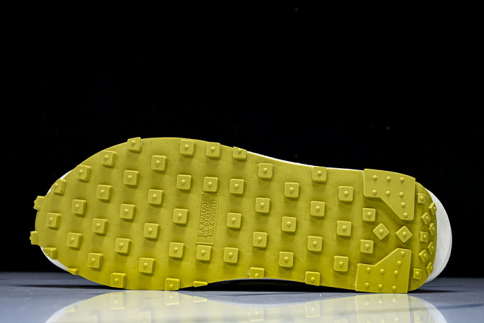 Fragment Design x sacai x Nike LDV Waffle 
