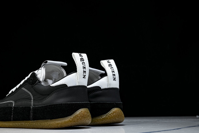 A1EXANDER M*QUEEN SNEAKERS WHGP7-205
