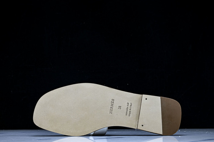 He*mes Slide CU526-2188