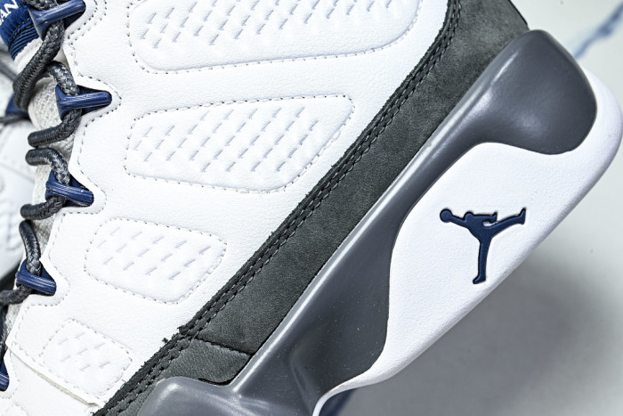 Air Jordan 9 Retro 