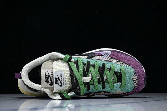 sacai x Nike VaporWaffle SP 