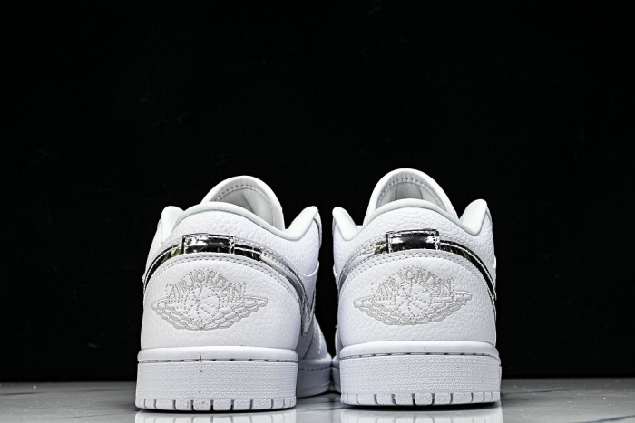 Air Jordan 1 Low SE 