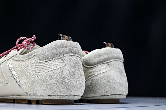 1V SHOES 1VS55
