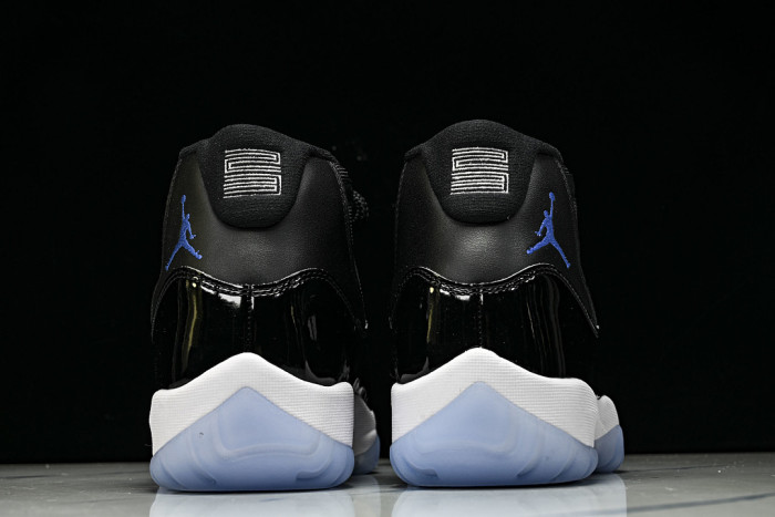 Air Jordan 11 Retro 