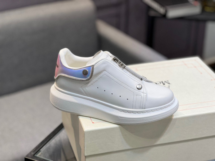 A1EXANDER M*QUEEN SNEAKERS WHGP7-84