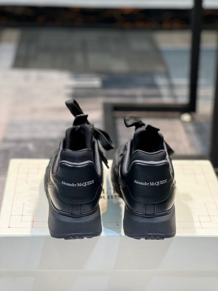 A1EXANDER M*QUEEN SNEAKERS WHGP7-144