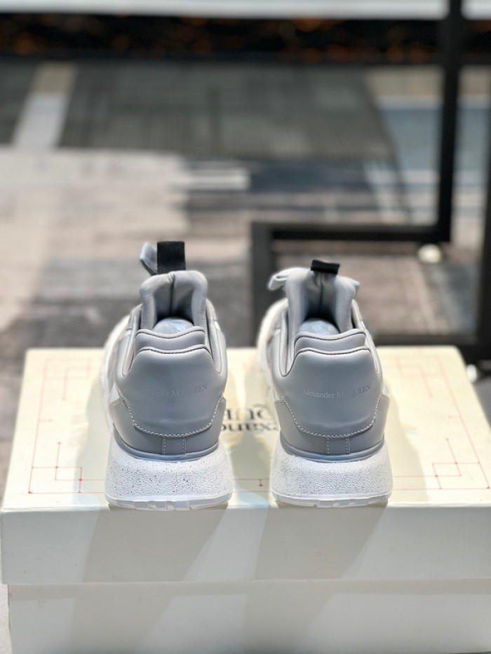 A1EXANDER M*QUEEN SNEAKERS WHGP7-145