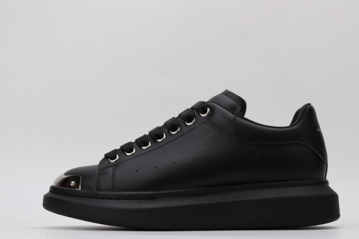 A1exa*der Mcqv*en SNEAKERS MC5563-059