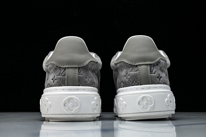 1V SHOES 1VS18