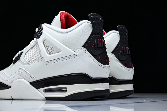 Air Jordan 4 Retro OG Flight Club IM4002-100