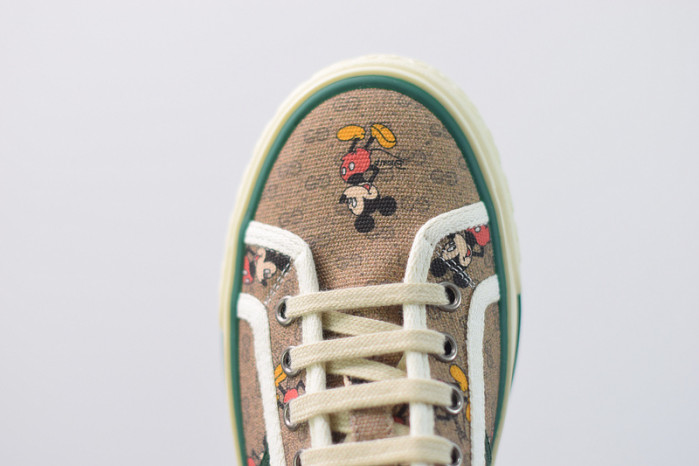 G*u*i rhyton sneaker