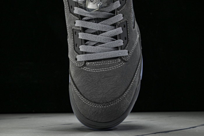 Air Jordan 5 Retro Wolf Grey DD0587-002