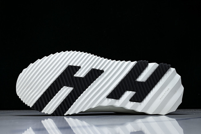 HER*MES SNEAKER HM1028-181