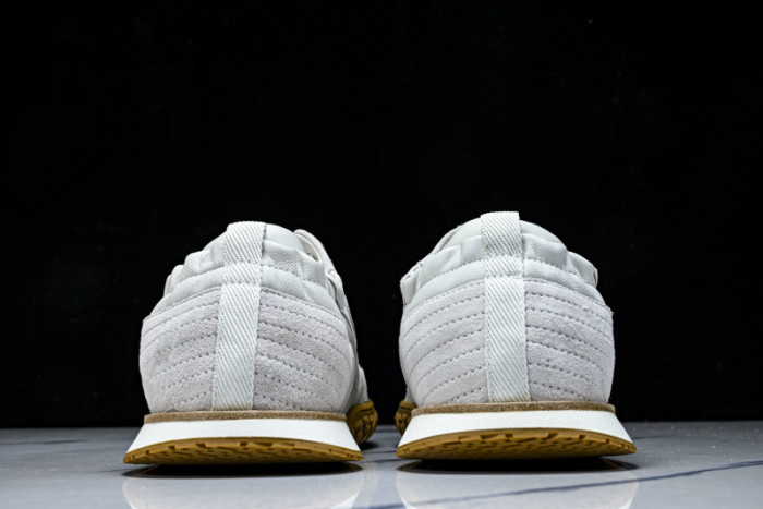 HER*MES SNEAKER HM1028-061