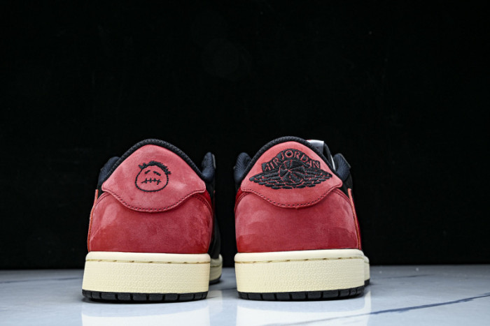 Travis Scott x Air Jordan 1 Low Bred DM7866-061