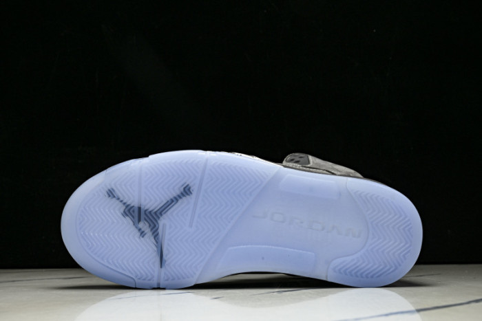 Air Jordan 5 Retro Wolf Grey DD0587-002