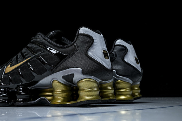nike Neymar Jr. x Shox TL 