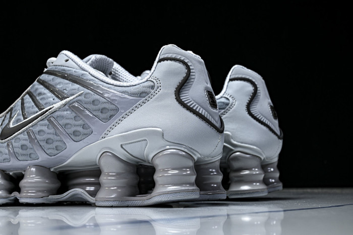 Nike Shox TL 