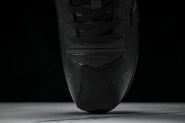 1V SHOES 1VS51