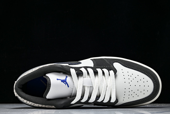 Air Jordan 1 Low SE V2 