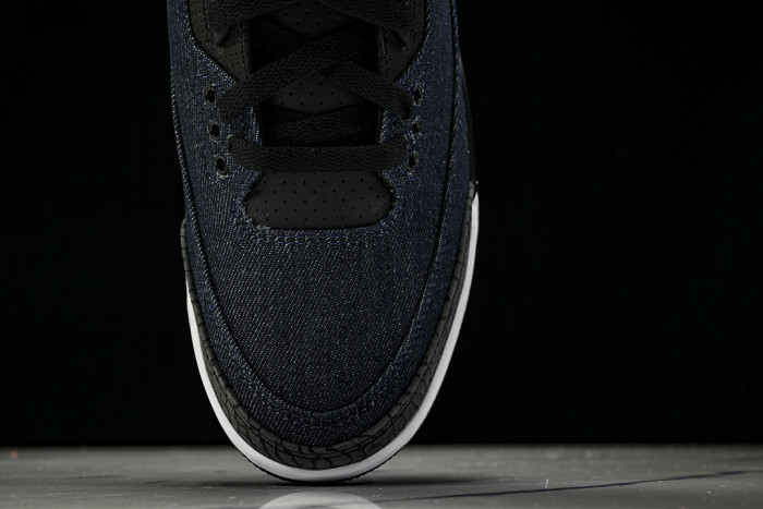 Air Jordan 3 x Levi