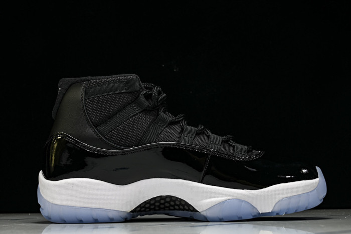 Air Jordan 11 Retro 