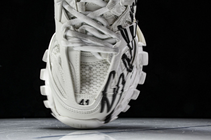 BLCG SNEAKER TRIPLE.S SNEAKERS BL5632-012
