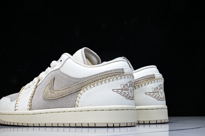Air Jordan 1 Low SE Cozy Girl HV4268-120