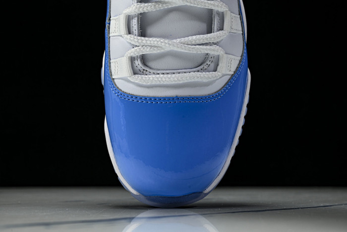Air Jordan 11 Retro Low 
