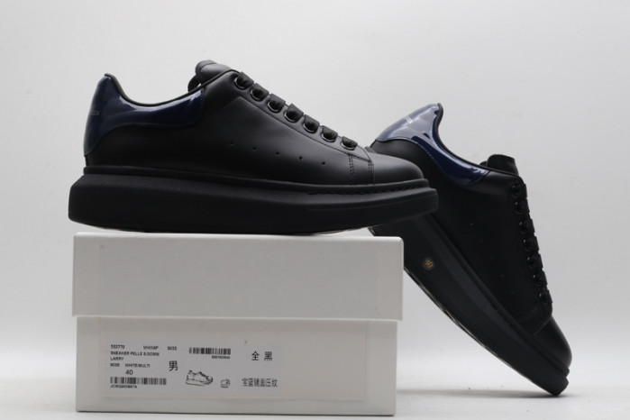 A1exa*der Mcqv*en SNEAKERS MC5563-011