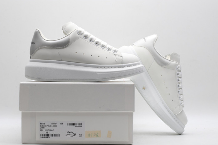 A1exa*der Mcqv*en SNEAKERS MC5563-007