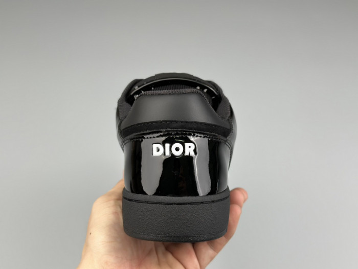 d10r b27 sneakers bnop235-032