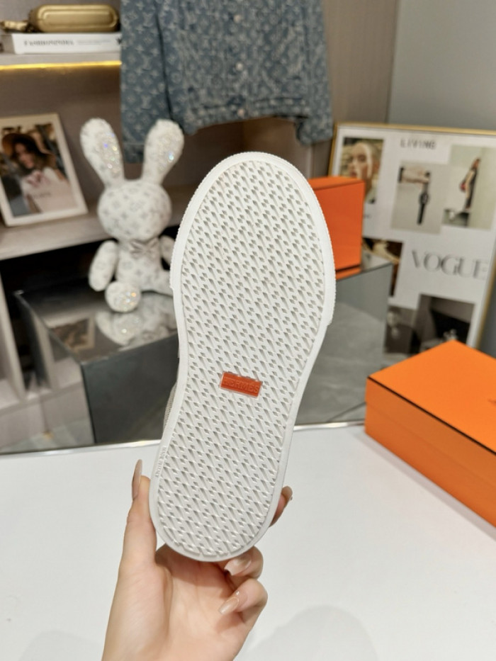 HER*MES SNEAKER HM1028-057