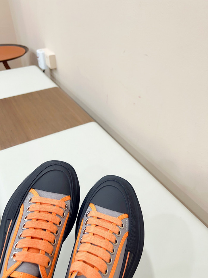 A1EXANDER M*QUEEN SNEAKERS WHGP7-110
