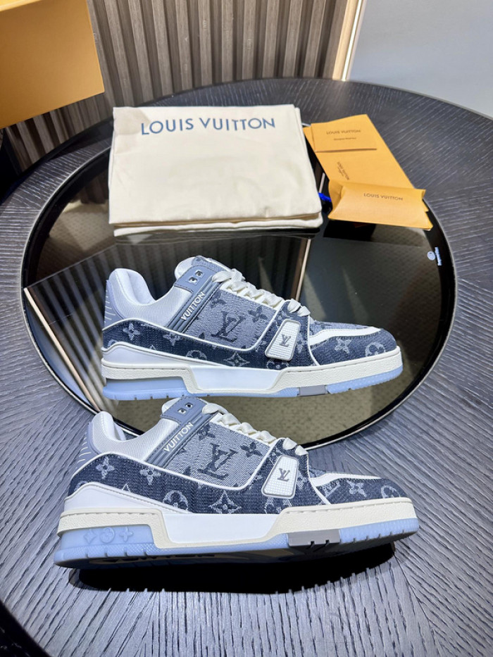 1V SNEAKERS 1V0425-167