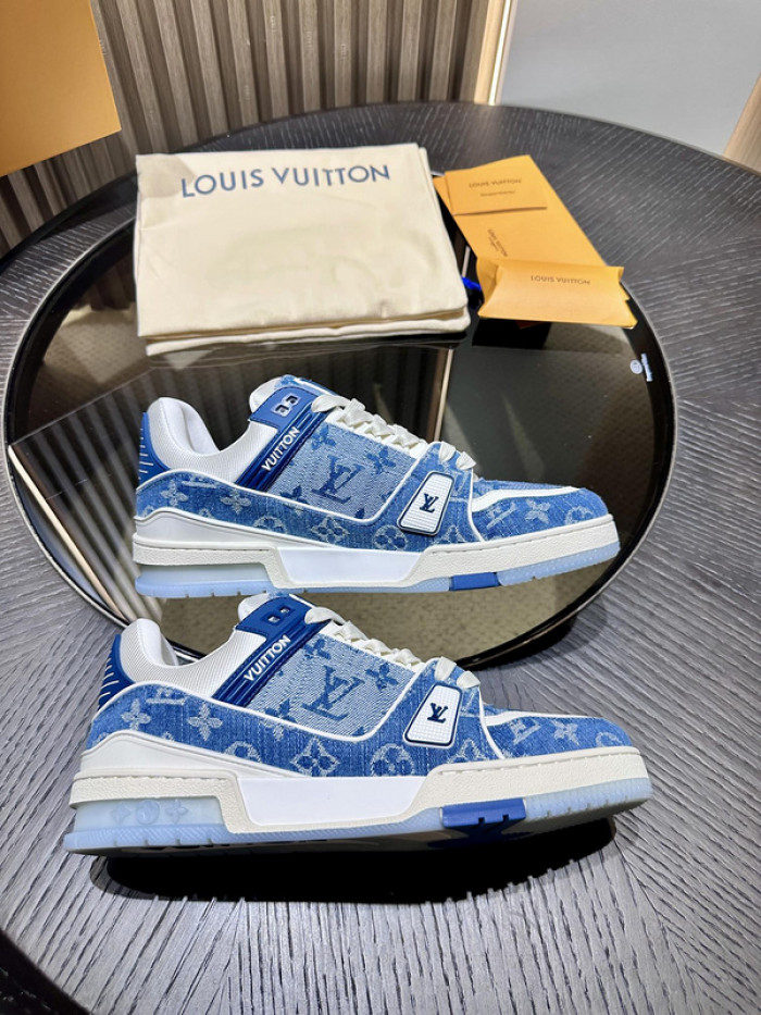 1V SNEAKERS 1V0425-168