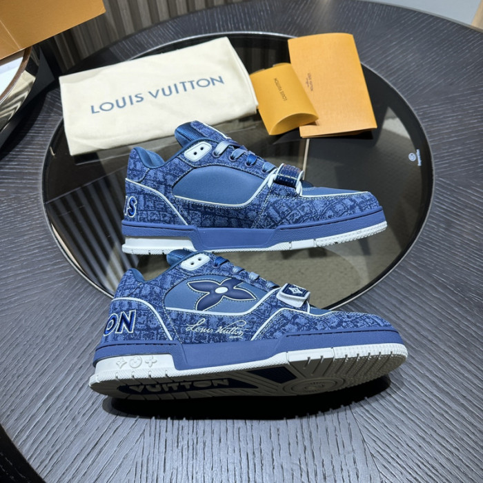1V SNEAKERS 1V0425-266