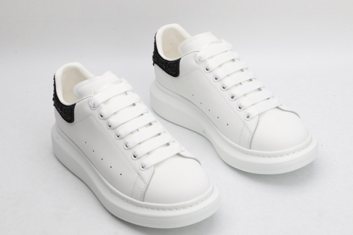 A1exa*der Mcqv*en SNEAKERS MC5563-021