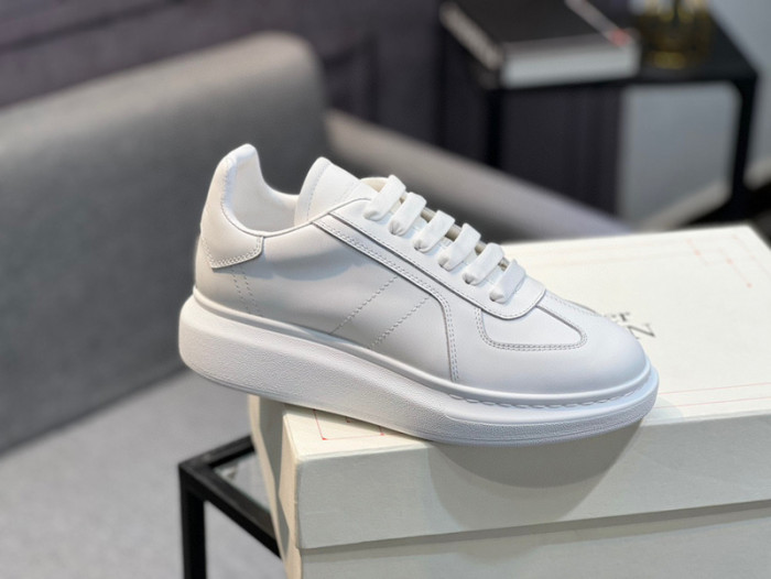 A1EXANDER M*QUEEN SNEAKERS WHGP7-73